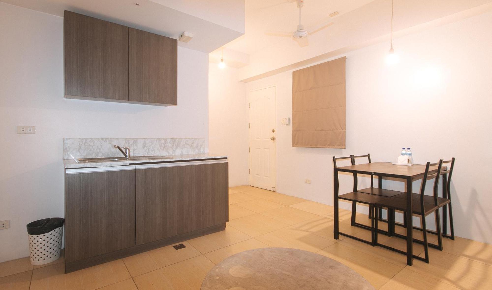 59 Xavierville By Reddoorz Cubao エクステリア 写真
