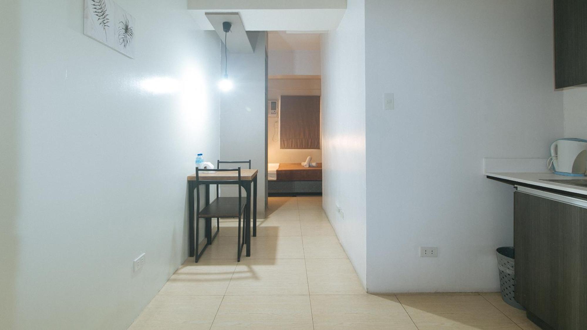 59 Xavierville By Reddoorz Cubao エクステリア 写真