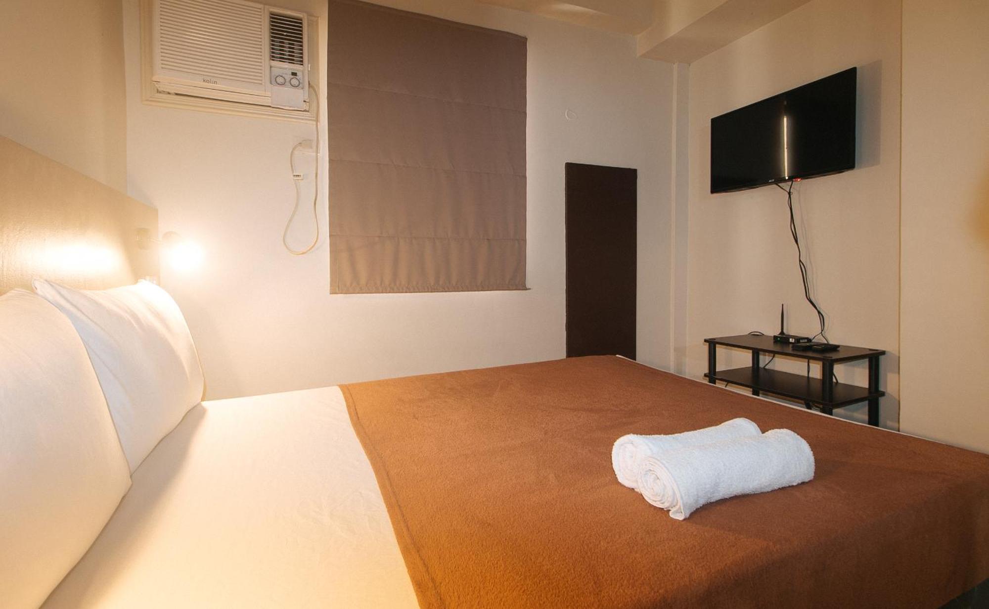 59 Xavierville By Reddoorz Cubao エクステリア 写真
