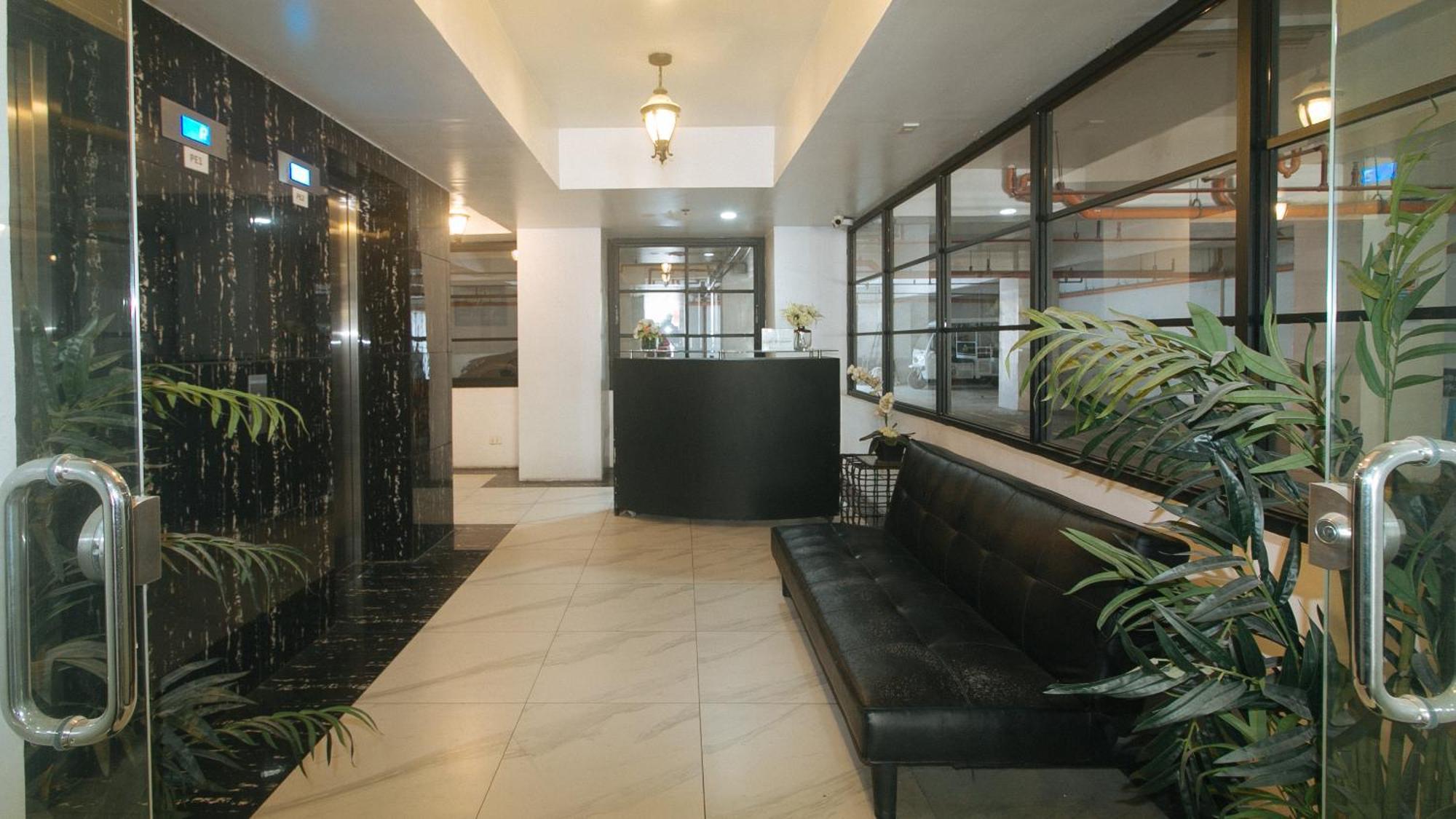 59 Xavierville By Reddoorz Cubao エクステリア 写真